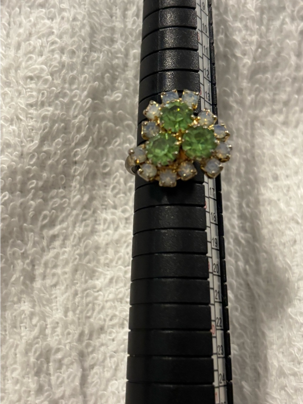 Green gemstones and accent stones cluster Ring Sz 8.25 adjustable